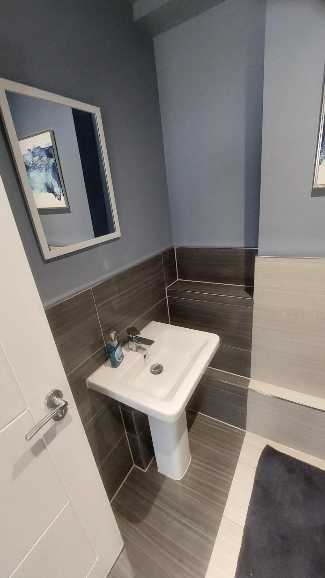 Modern Studio Maidstone - Redecorated Oct 2023 エクステリア 写真
